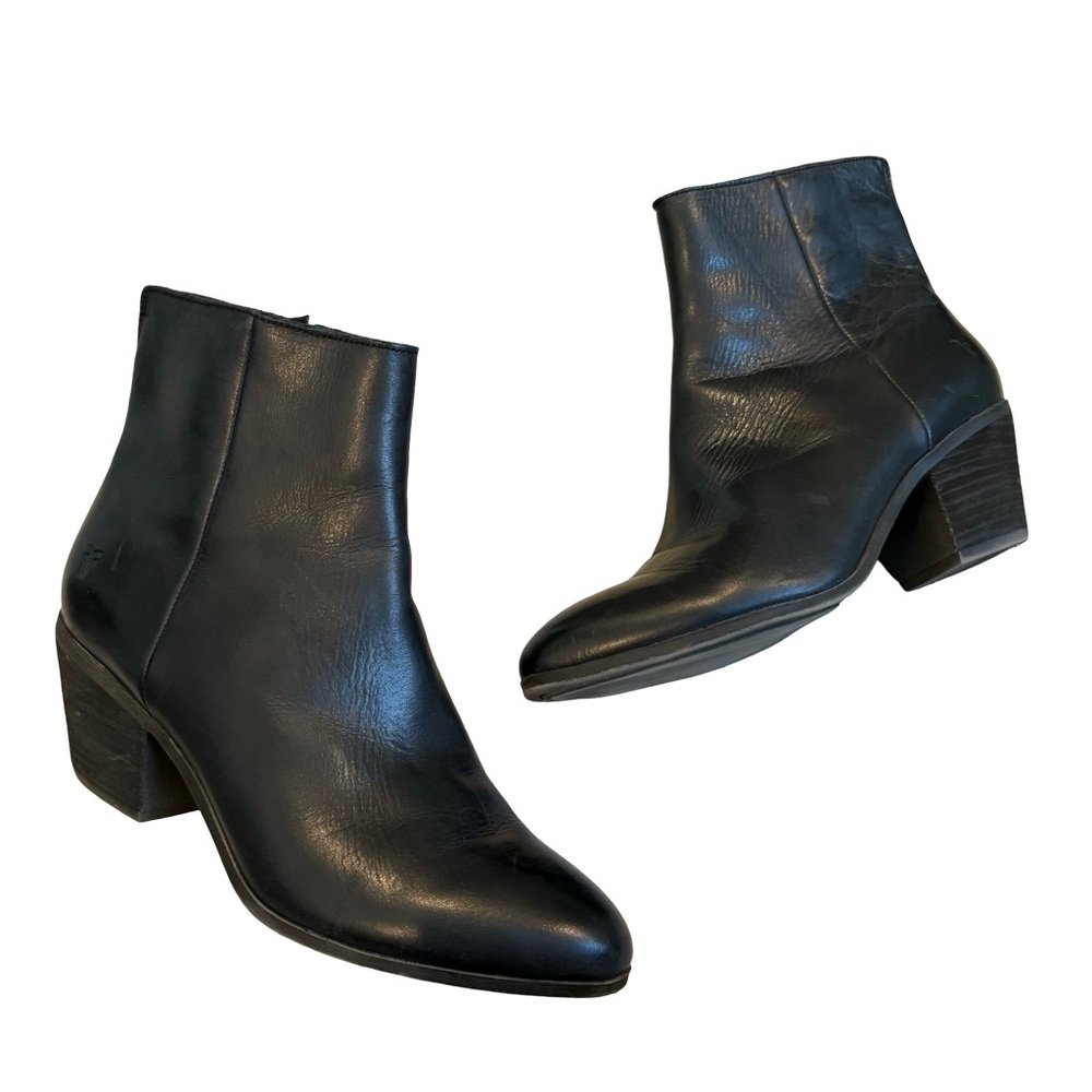 Frye Megan Black Leather Ankle Boots Western Minimalist Coastal Cowgirl, Sz 8.5 - Picture 2 of 16